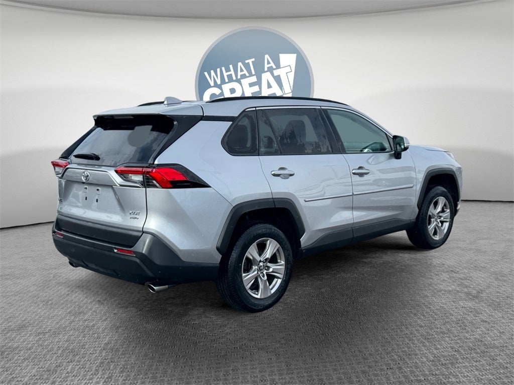 2022 Toyota RAV4 XLE
