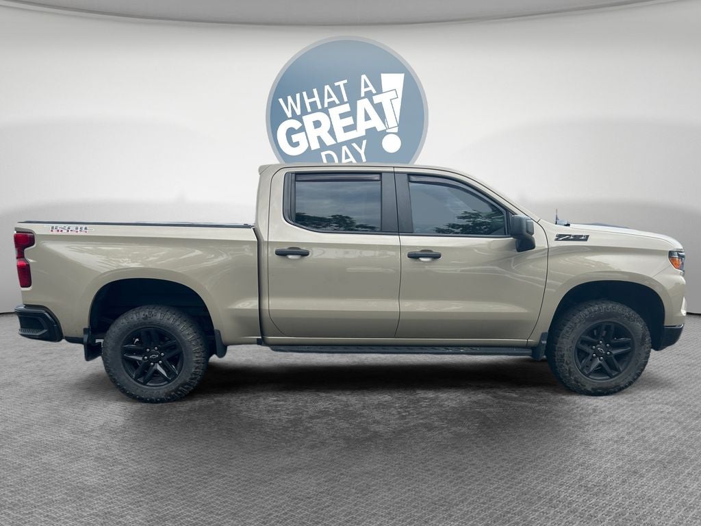 2022 Chevrolet Silverado 1500 4WD Crew Cab Short Bed Custom Trail Boss
