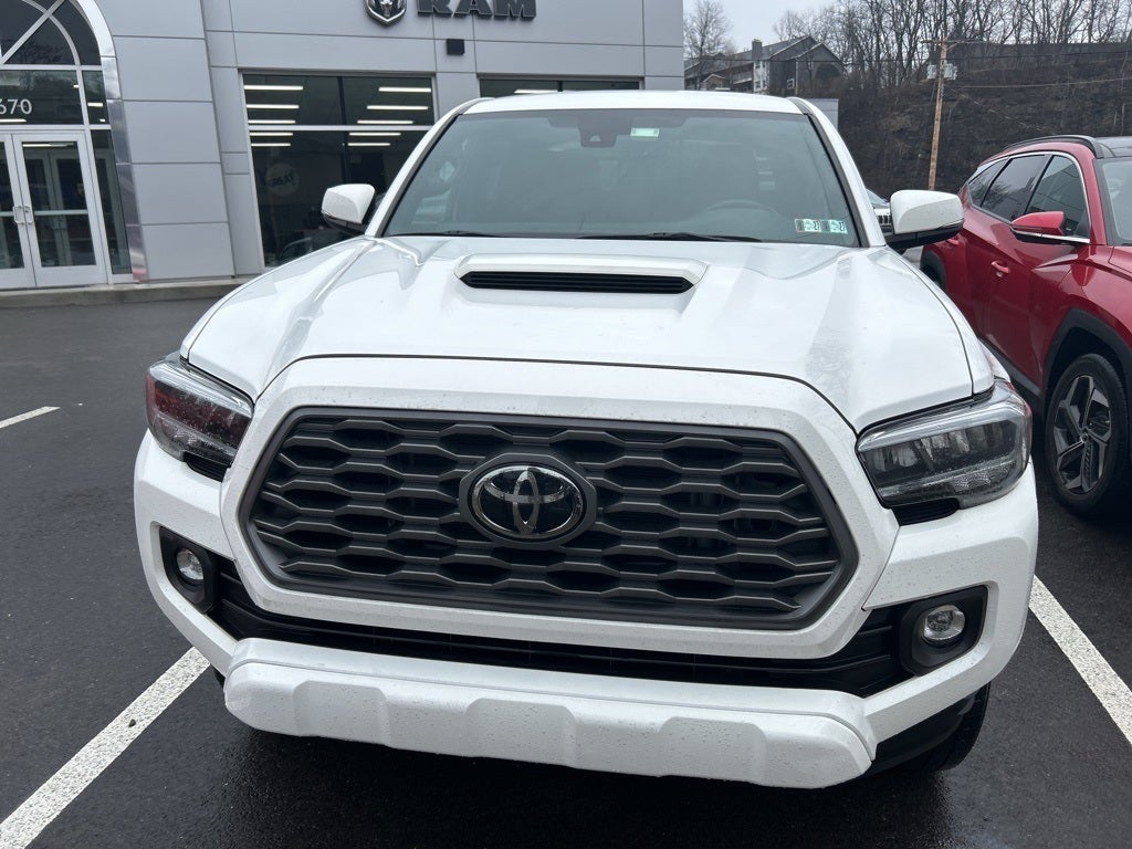 2023 Toyota Tacoma TRD Sport V6