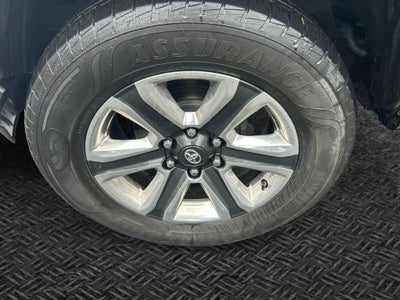 2017 Toyota Tacoma Limited V6