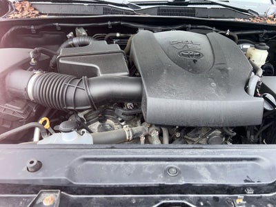 2017 Toyota Tacoma Limited V6