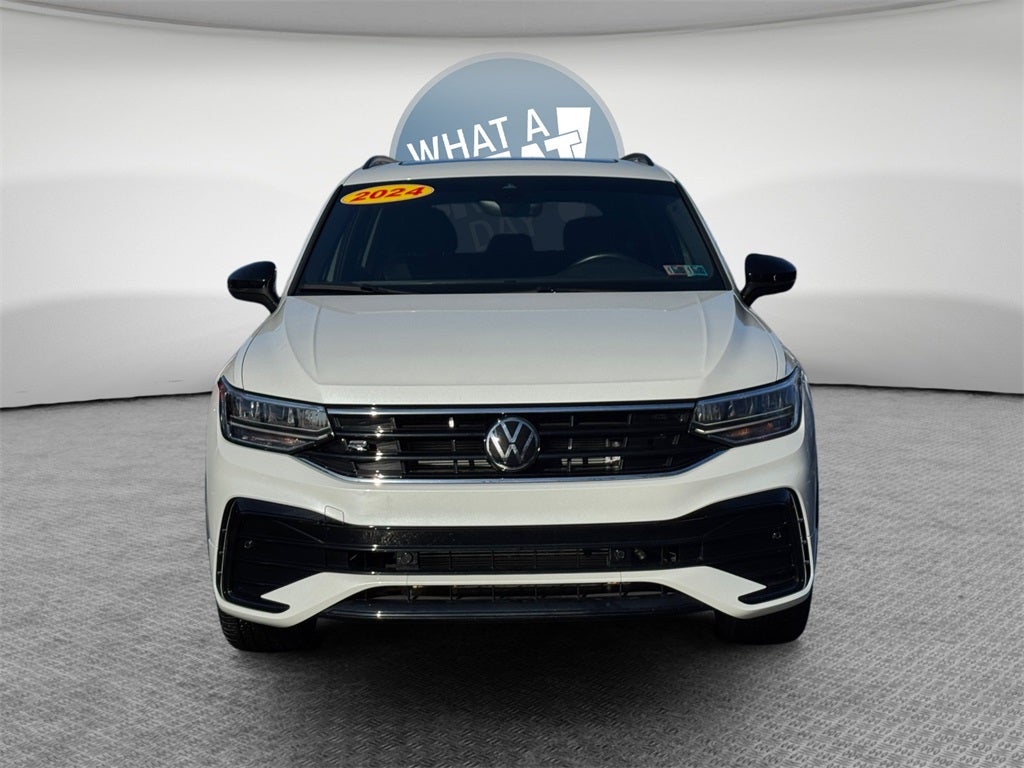2024 Volkswagen Tiguan 2.0T SE R-Line Black