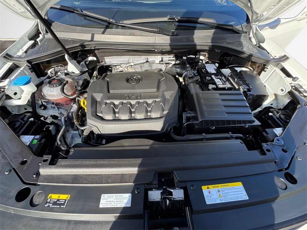 2024 Volkswagen Tiguan 2.0T SE R-Line Black