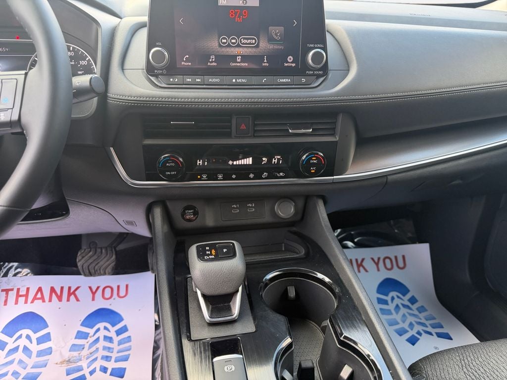 2025 Nissan Rogue SV