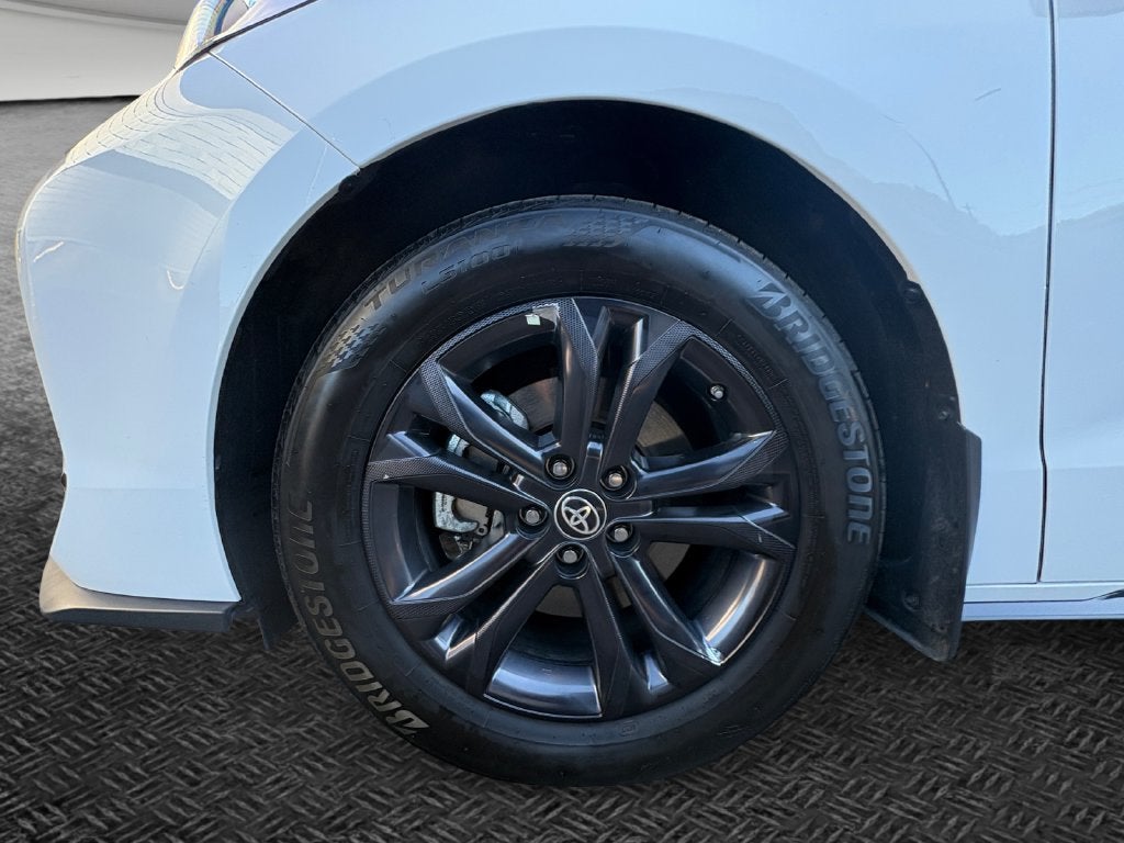 2024 Toyota Sienna XSE 7 Passenger