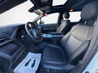 2024 Toyota Sienna XSE 7 Passenger