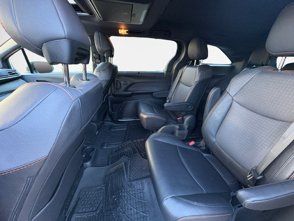 2024 Toyota Sienna XSE 7 Passenger