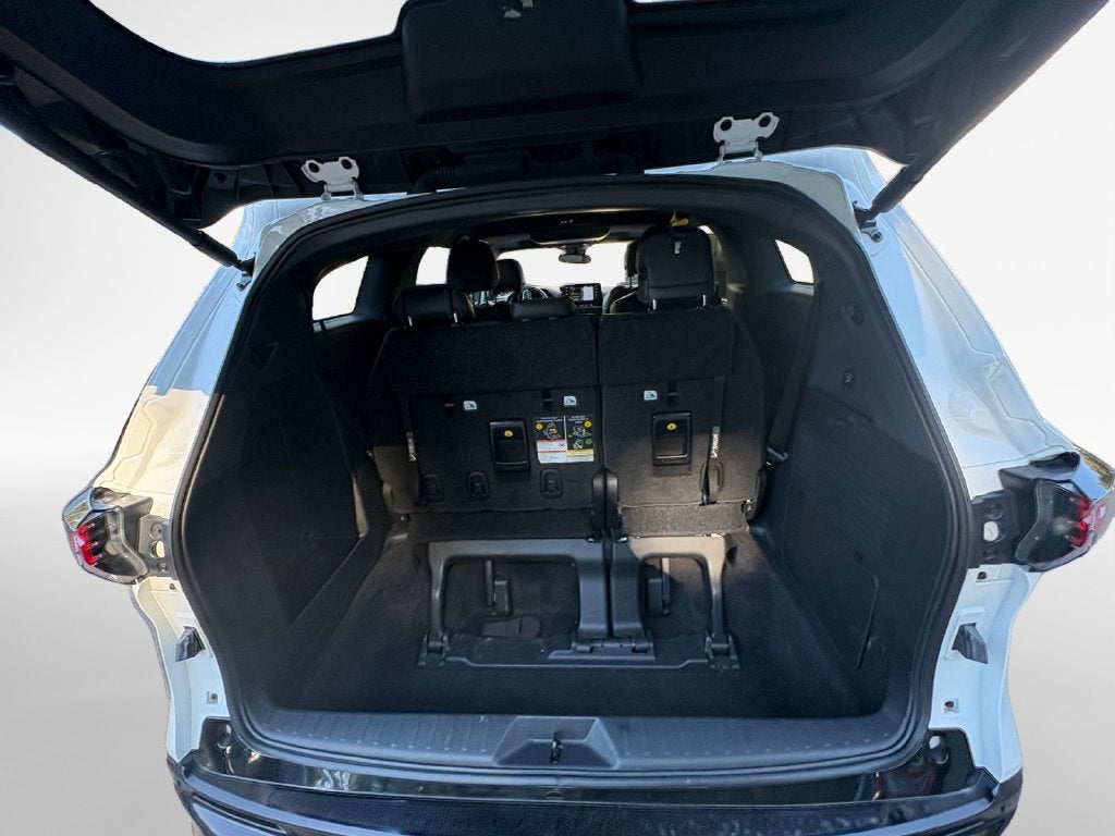 2024 Toyota Sienna XSE 7 Passenger