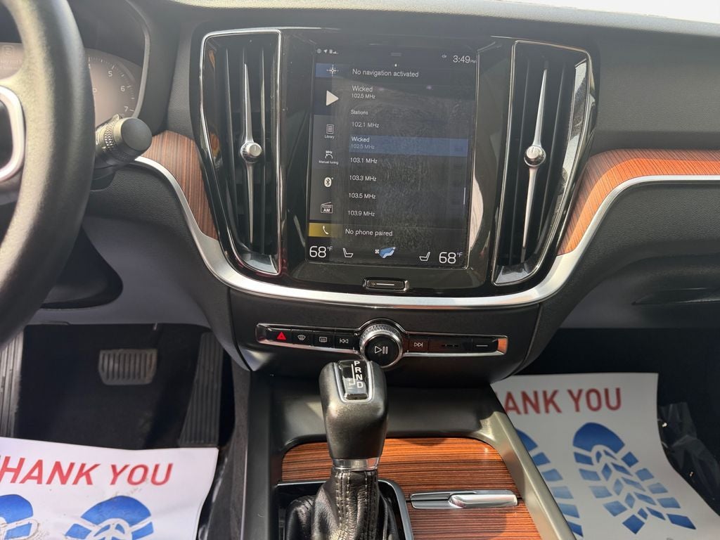 2021 Volvo S60 T5 Momentum
