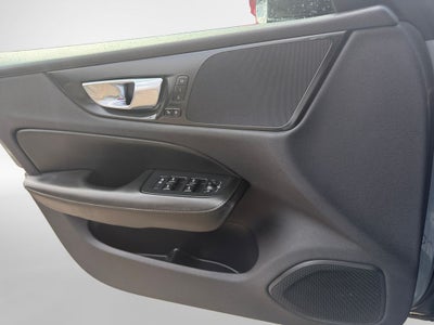 2021 Volvo S60 T5 Momentum