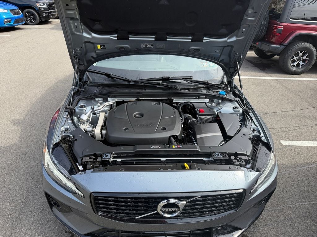 2021 Volvo S60 T5 Momentum