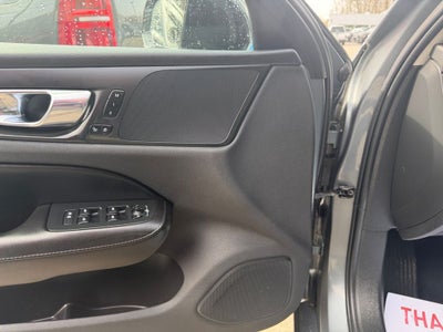 2021 Volvo S60 T5 Momentum