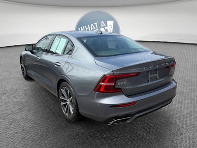 2021 Volvo S60 T5 Momentum