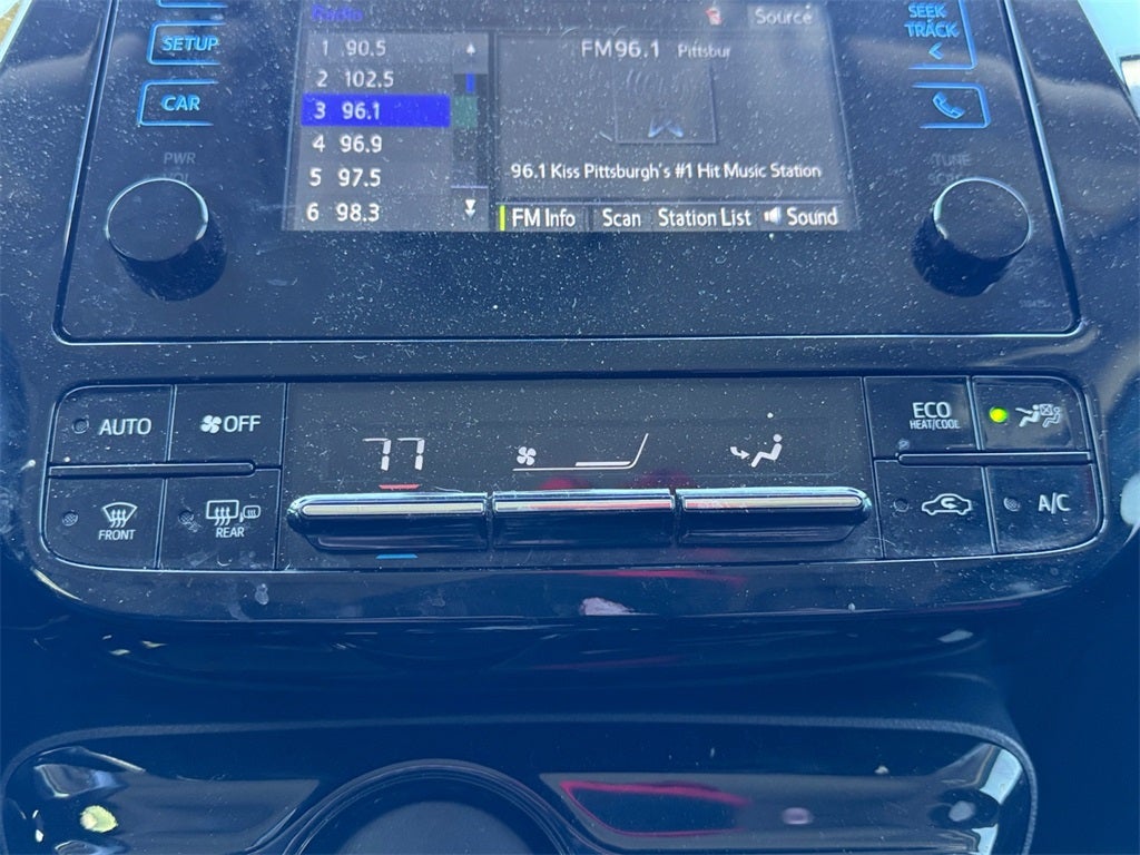 2019 Toyota Prius XLE AWD-e