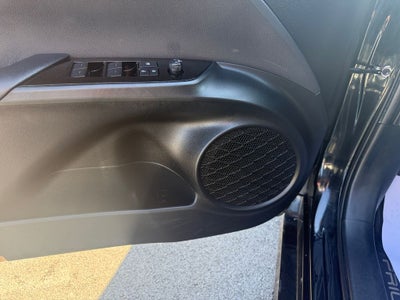 2019 Toyota Prius XLE AWD-e