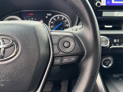 2023 Toyota Venza LE