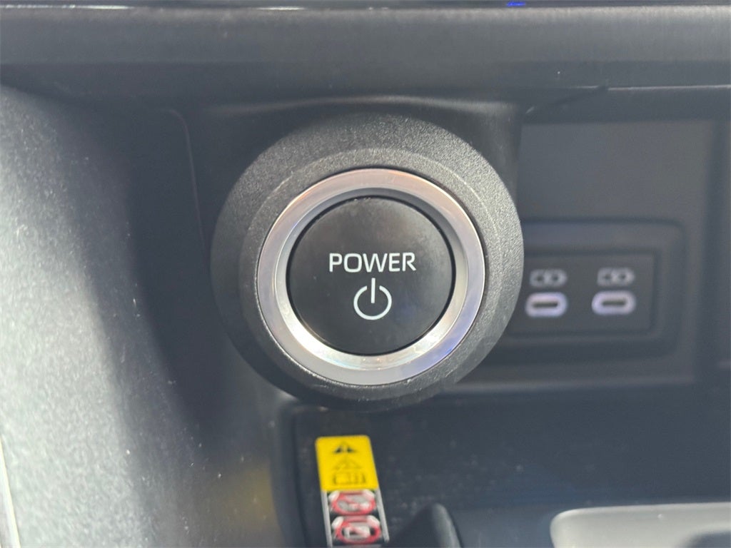 2023 Toyota Venza LE