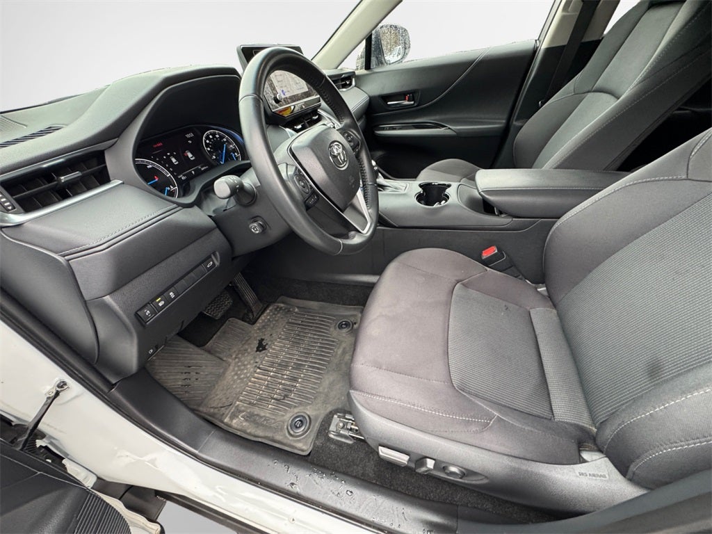 2023 Toyota Venza LE