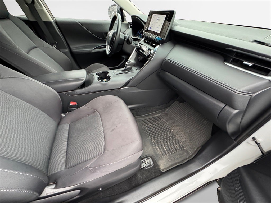 2023 Toyota Venza LE