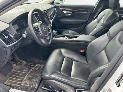 2018 Volvo S90 T6 Momentum