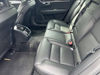 2018 Volvo S90 T6 Momentum