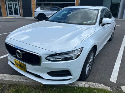 2018 Volvo S90 T6 Momentum