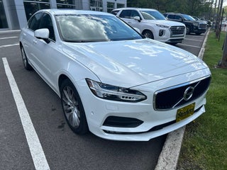 2018 Volvo S90 T6 Momentum