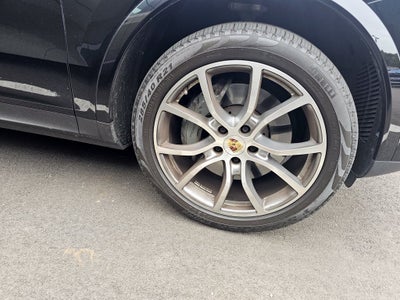 2019 Porsche Cayenne S