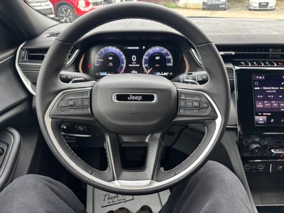 2025 Jeep Grand Cherokee Laredo X