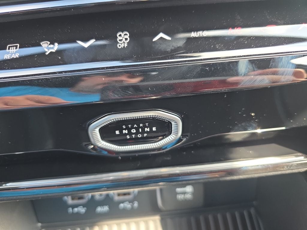 2026 Jeep Grand Cherokee Altitude