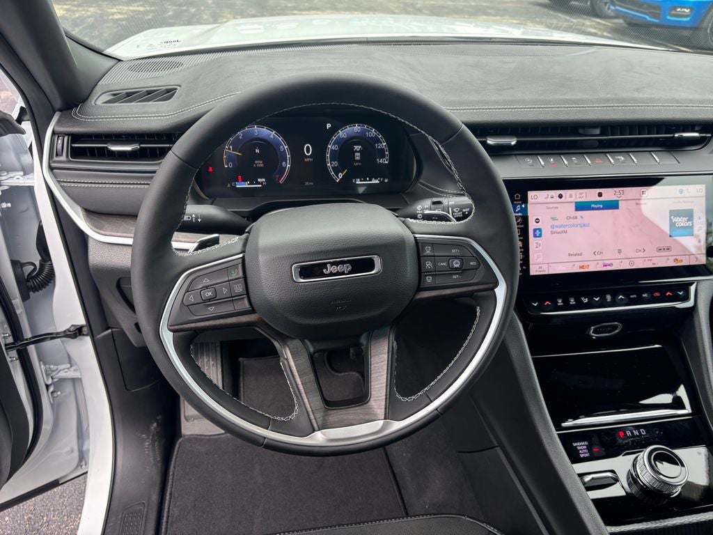 2027 Jeep Grand Cherokee Altitude