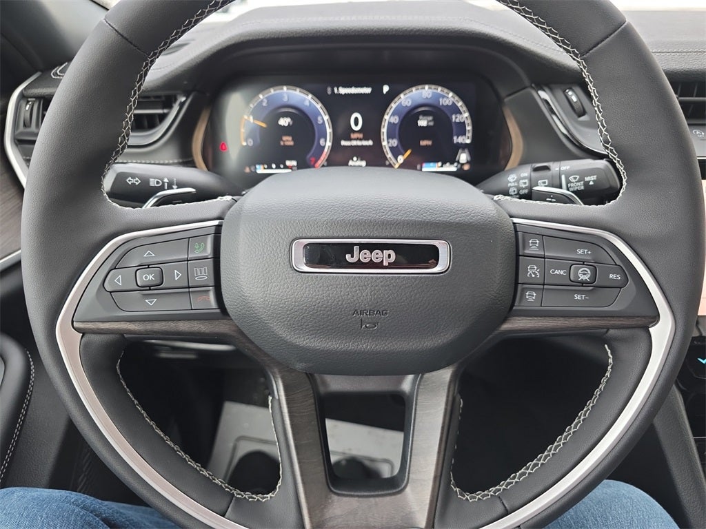 2026 Jeep Grand Cherokee Laredo