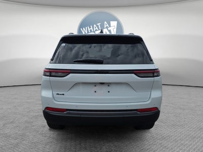2027 Jeep Grand Cherokee Altitude
