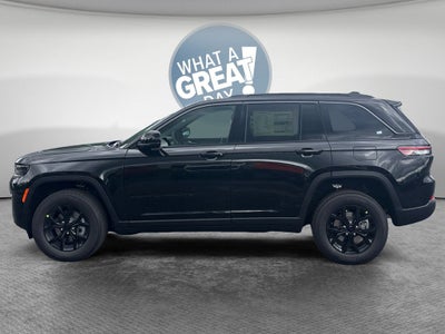 2026 Jeep Grand Cherokee Laredo Altitude