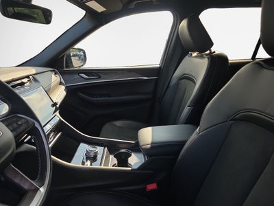 2026 Jeep Grand Cherokee Altitude