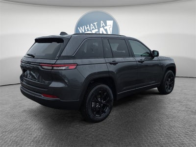 2026 Jeep Grand Cherokee Laredo