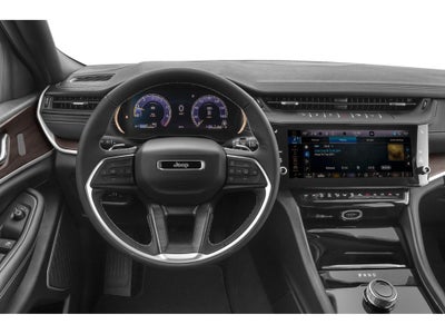2026 Jeep Grand Cherokee Altitude