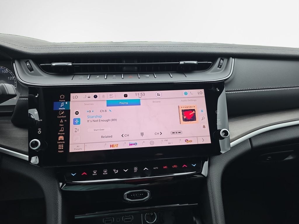 2027 Jeep Grand Cherokee Altitude