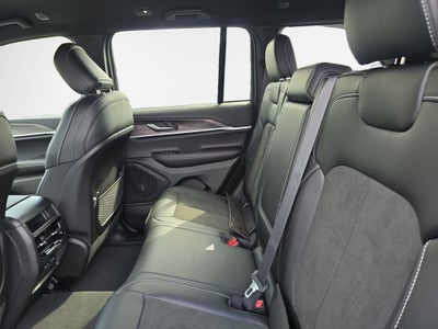2026 Jeep Grand Cherokee Altitude
