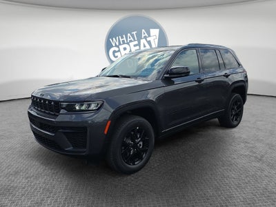2026 Jeep Grand Cherokee Altitude