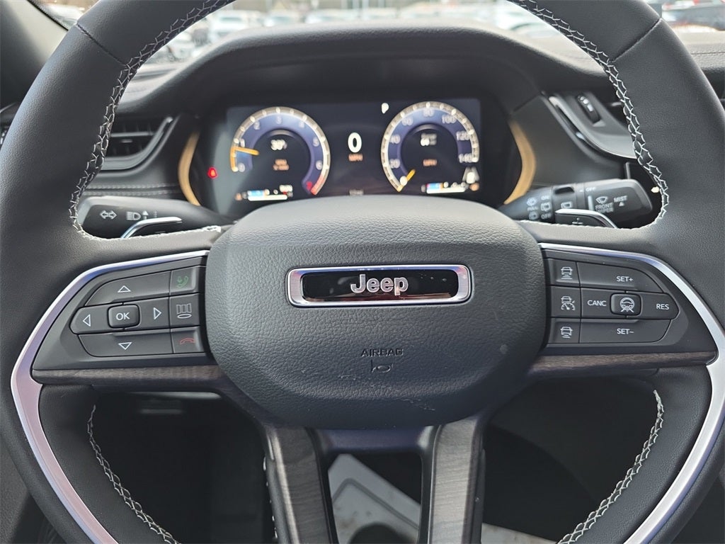 2026 Jeep Grand Cherokee Laredo