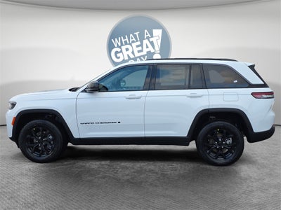 2026 Jeep Grand Cherokee Laredo