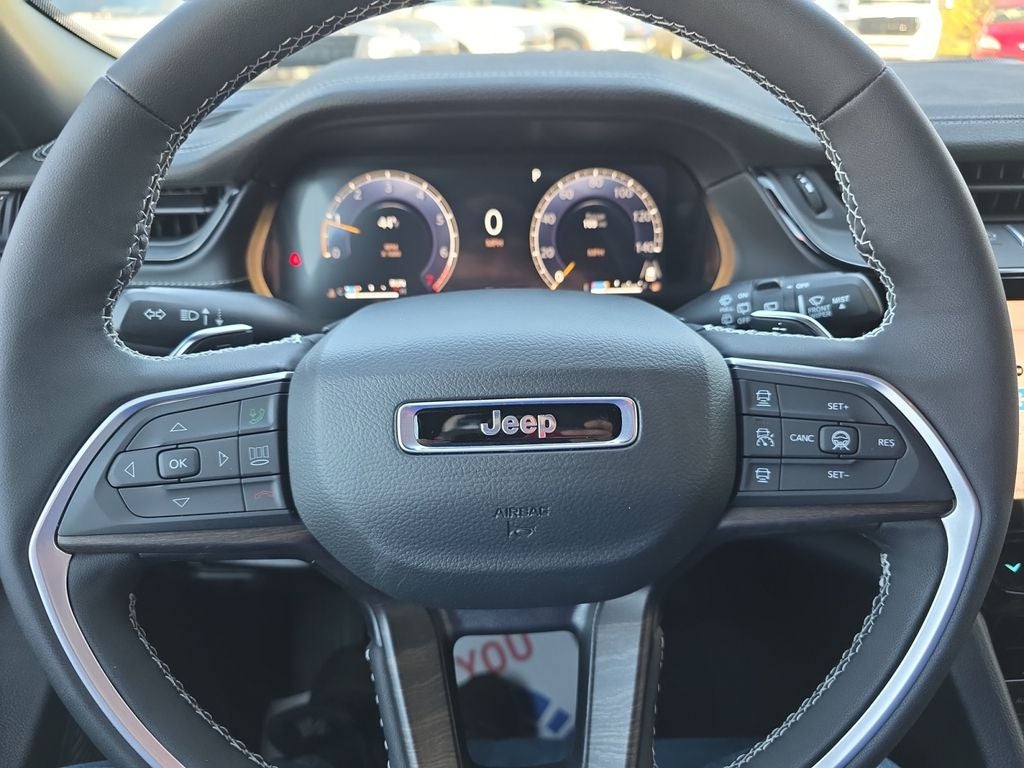 2026 Jeep Grand Cherokee Laredo