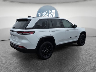 2026 Jeep Grand Cherokee Laredo