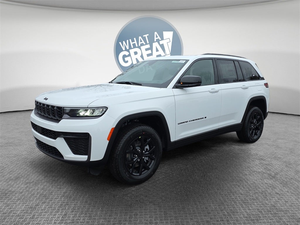 2026 Jeep Grand Cherokee Laredo