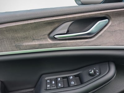 2027 Jeep Grand Cherokee Altitude