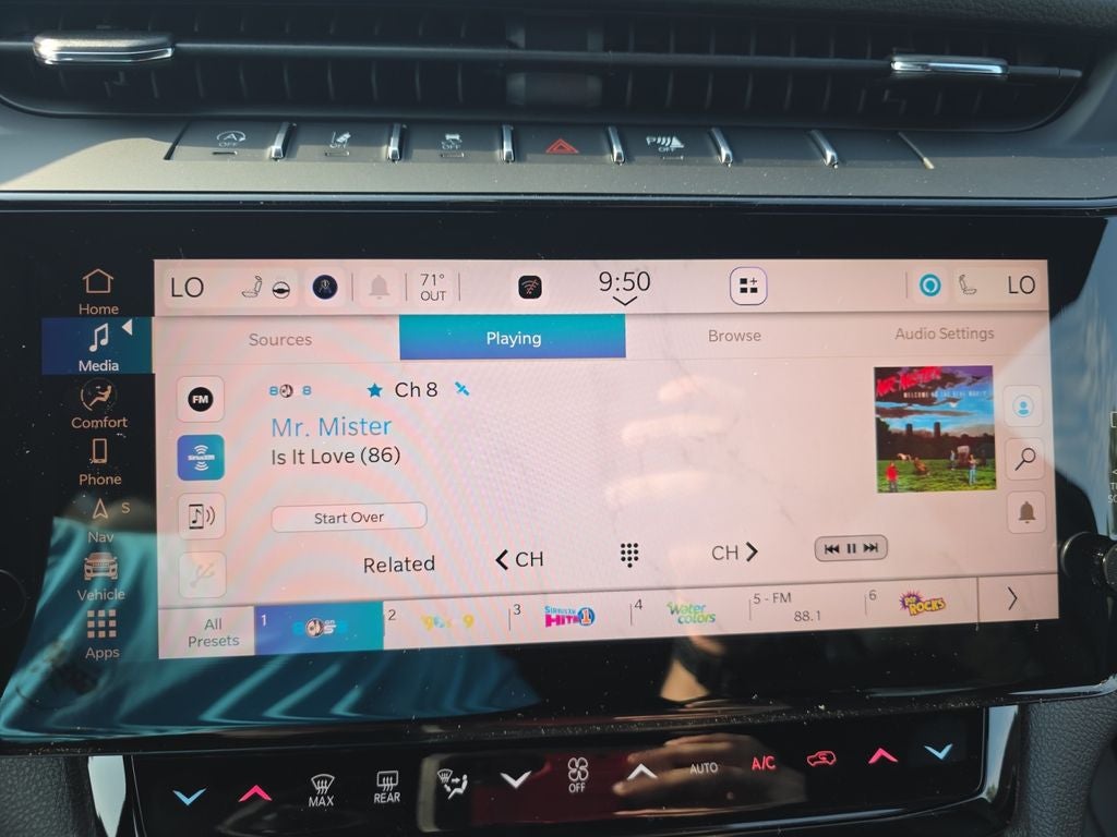 2027 Jeep Grand Cherokee Altitude