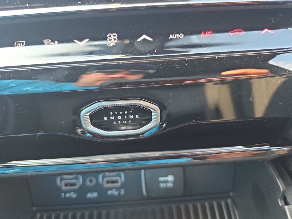 2027 Jeep Grand Cherokee Altitude
