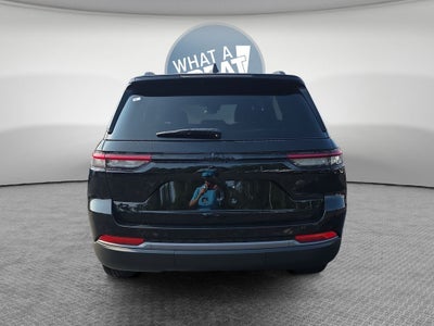 2027 Jeep Grand Cherokee Altitude