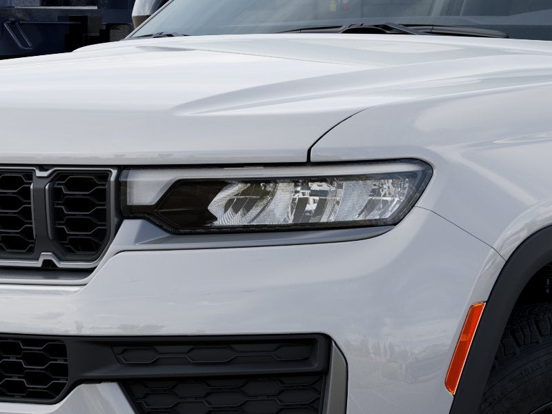 2026 Jeep Grand Cherokee Altitude